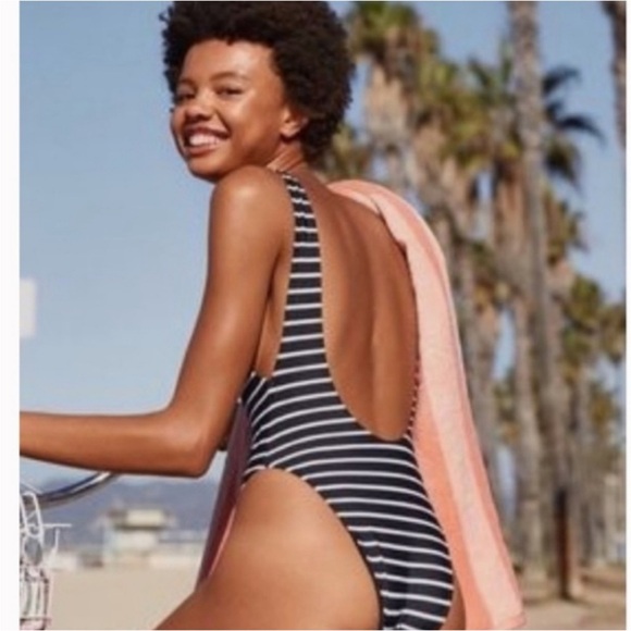 One piece work twice in excellent condition - Picture 2 of 6